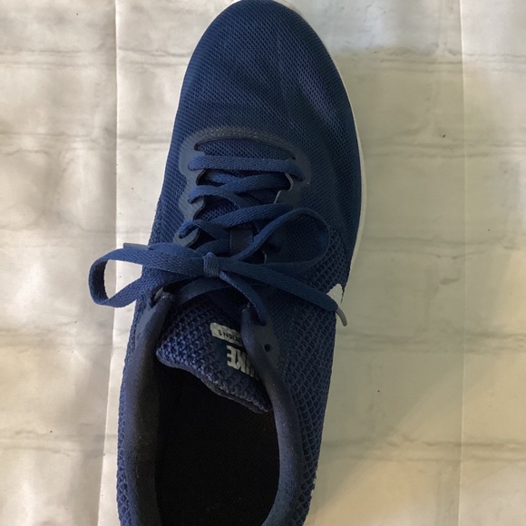 NIKE REVOLUTION 3 (/Size: 8.5 Men);(Size : 10 Women) PREOWNED (Color: Navy Blu) - Picture 2 of 4